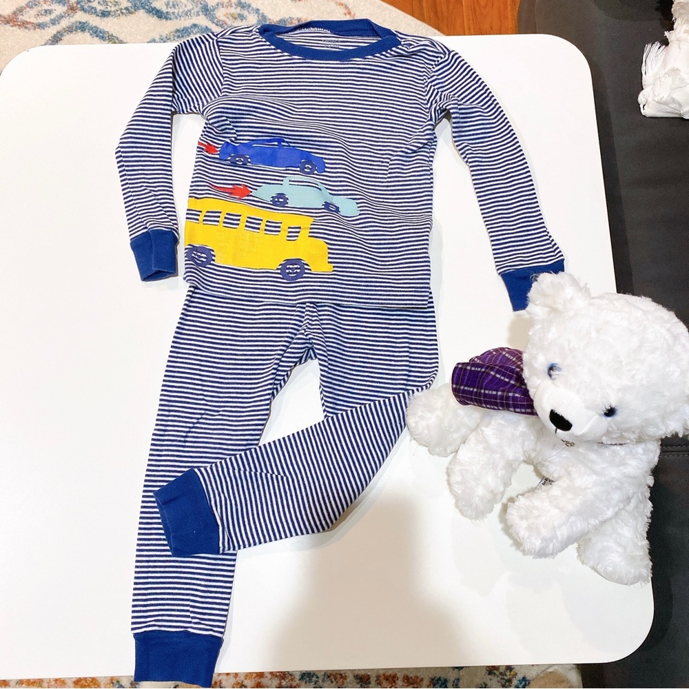 Carter‘s Tee & Pants Pajamas Set